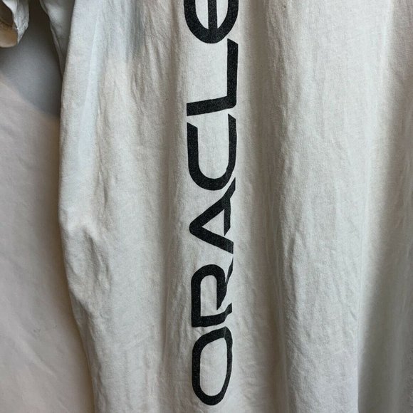 Puma Mens Oracle Racing USA White Defender T-shirt - Picture 5 of 7